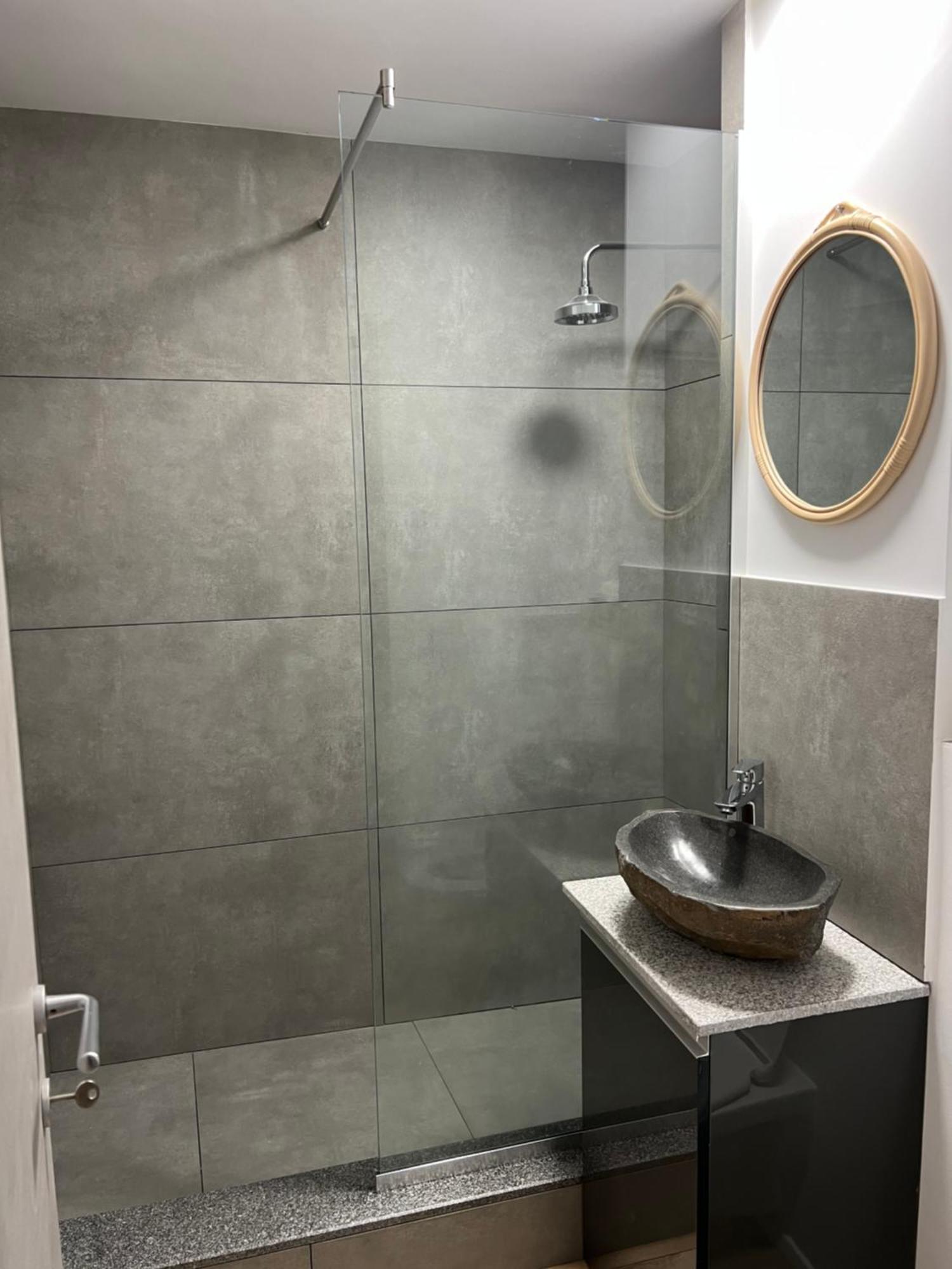 Ella Apart Apartment Constanta Exterior photo